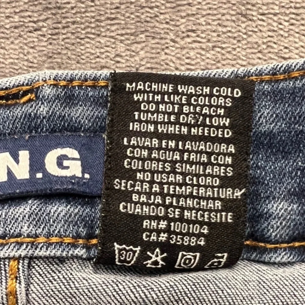 S.O.N.G. distressed skinny
